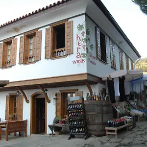  Konukevi Kalispera Türkiye